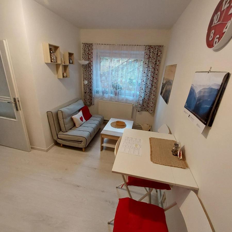 Garsonka Apartment Jilove u Prahy Exterior photo